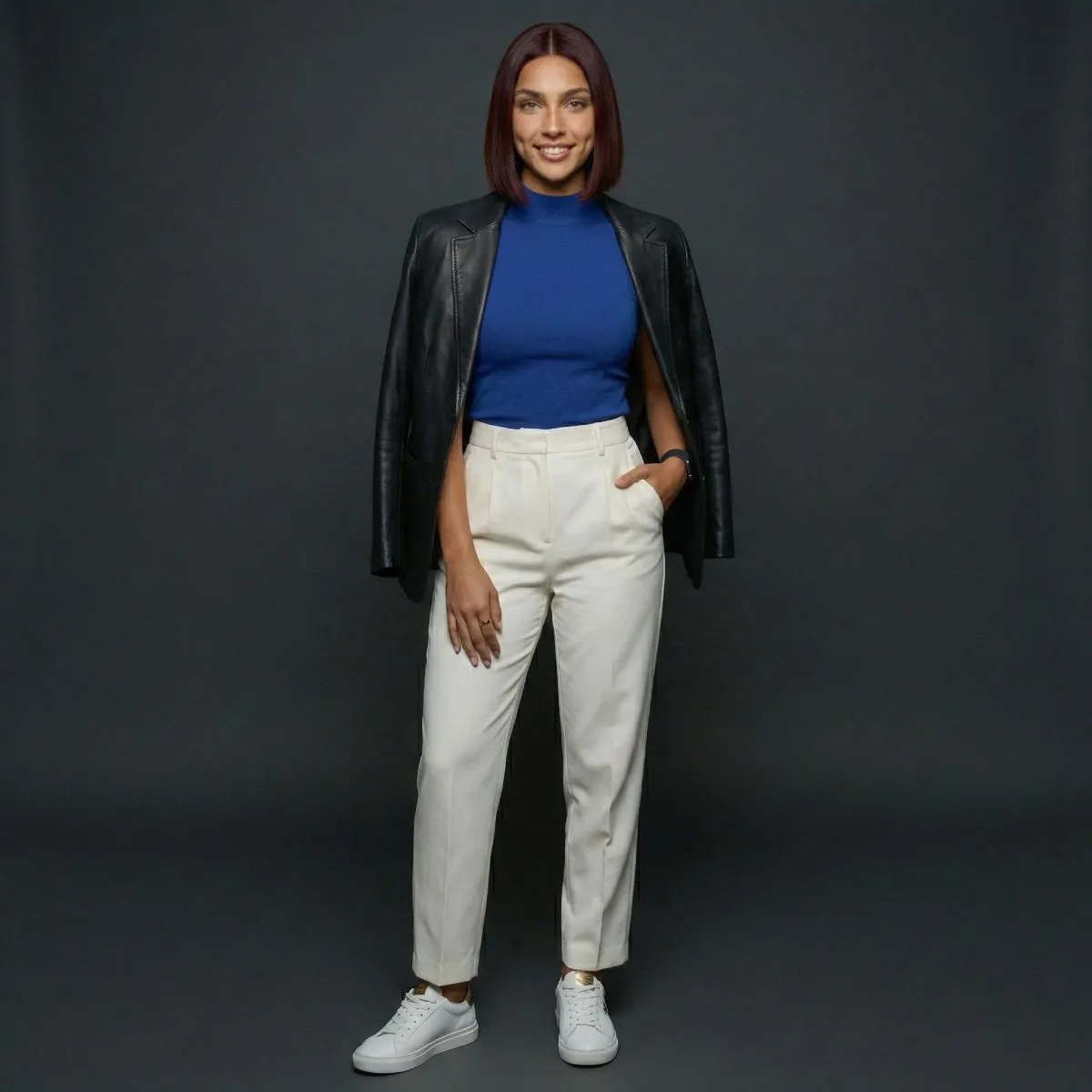 Saffron Valerius full body